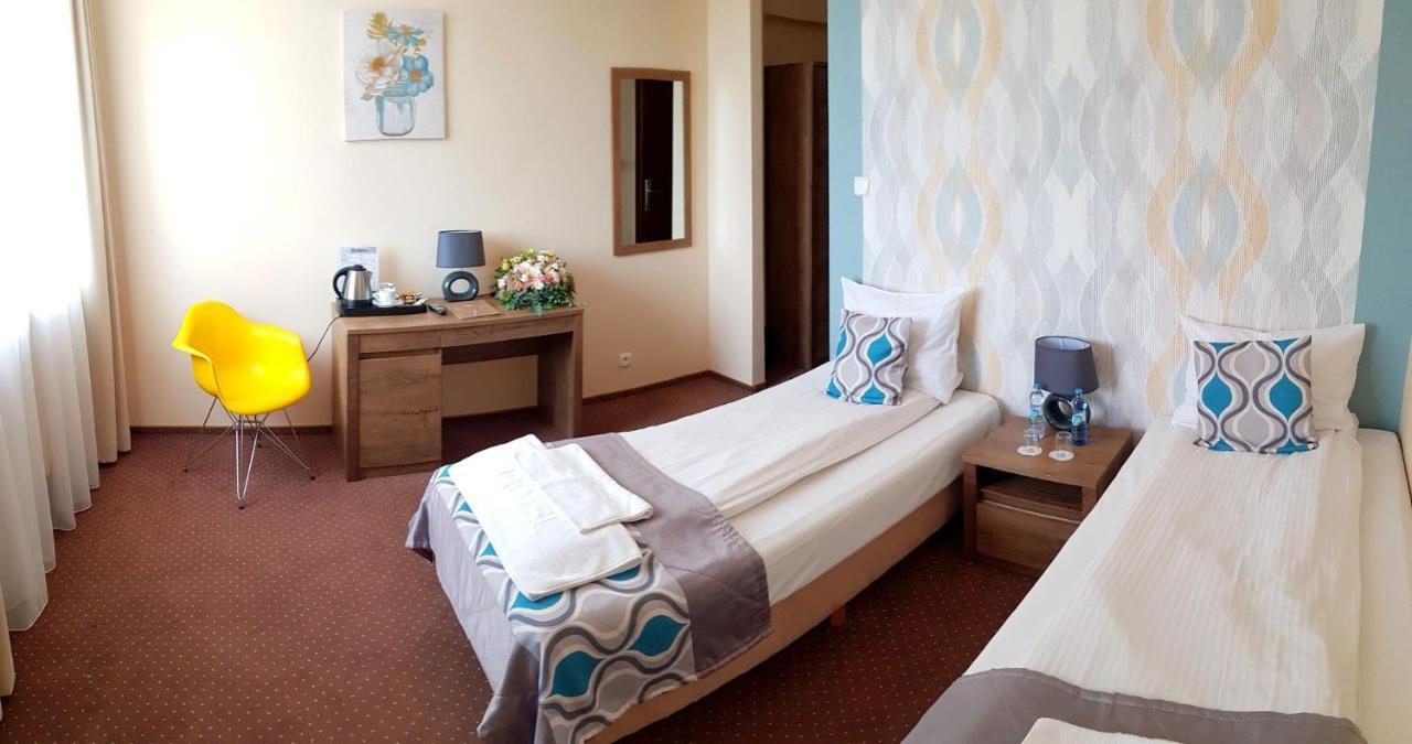 Confero Bed & Breakfast Ниса Екстериор снимка
