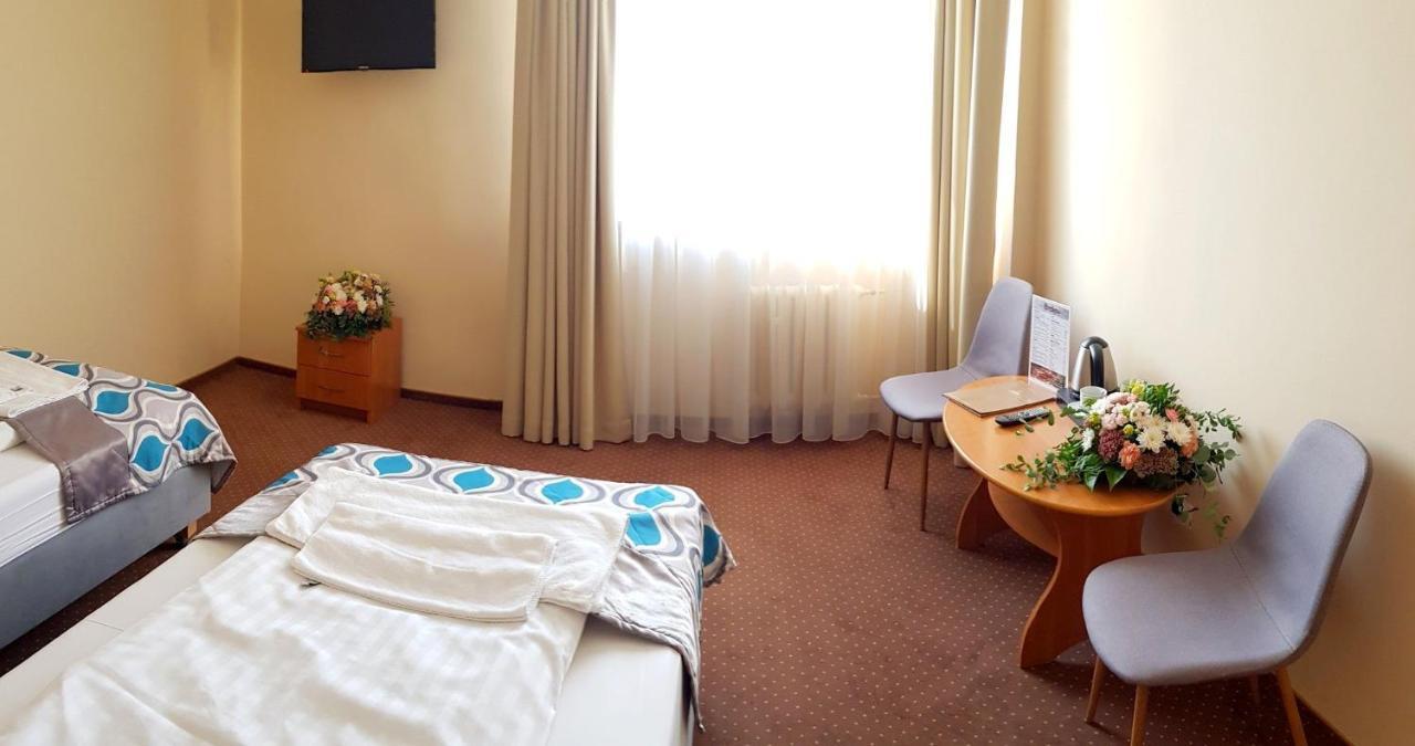 Confero Bed & Breakfast Ниса Екстериор снимка