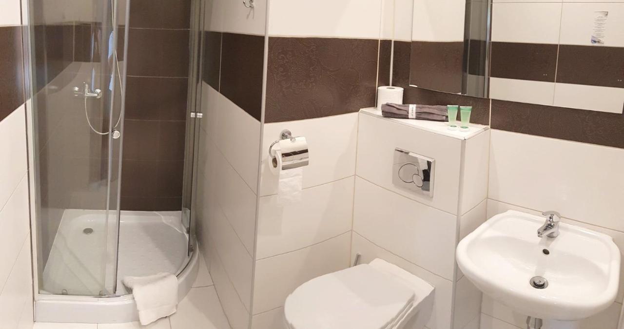 Confero Bed & Breakfast Ниса Екстериор снимка
