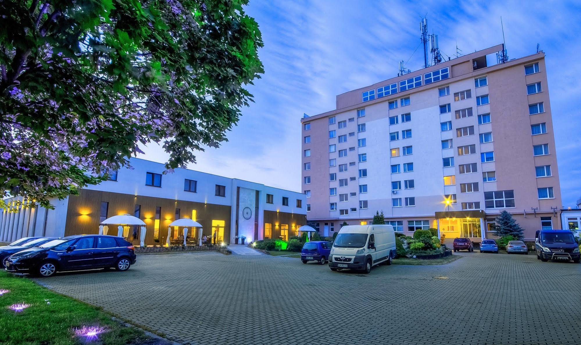Confero Bed & Breakfast Ниса Екстериор снимка