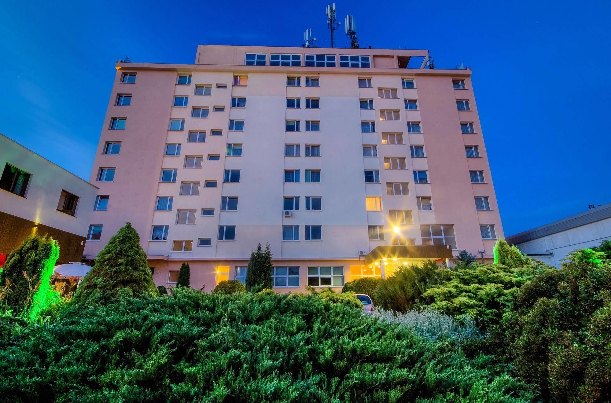 Confero Bed & Breakfast Ниса Екстериор снимка